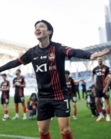 官方：韩国队球员全晋旴因头晕退出东亚杯，郑承原入替