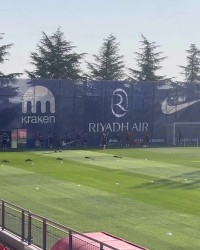 kaiyun sports-记者：巴里奥斯正常训练&amp;吉梅内斯继续恢复，索尔洛特肌肉痉挛